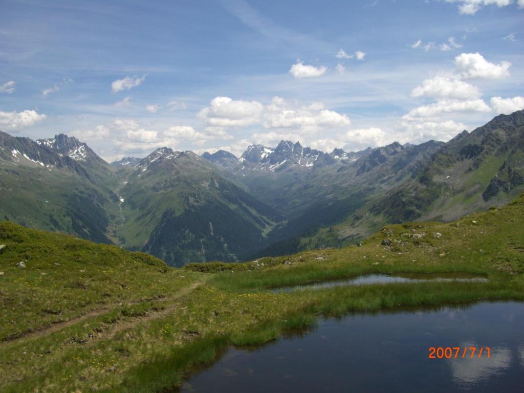Ahnenhoefl Partenen Bagian luar foto